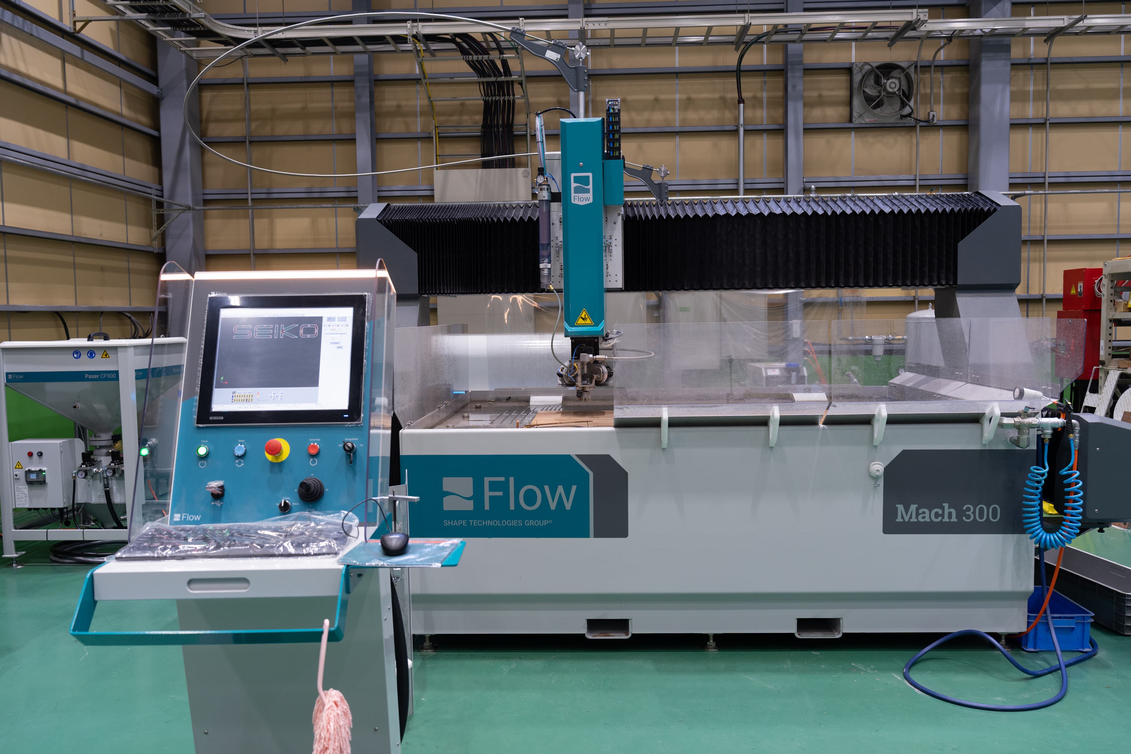 ウォータージェット切断機