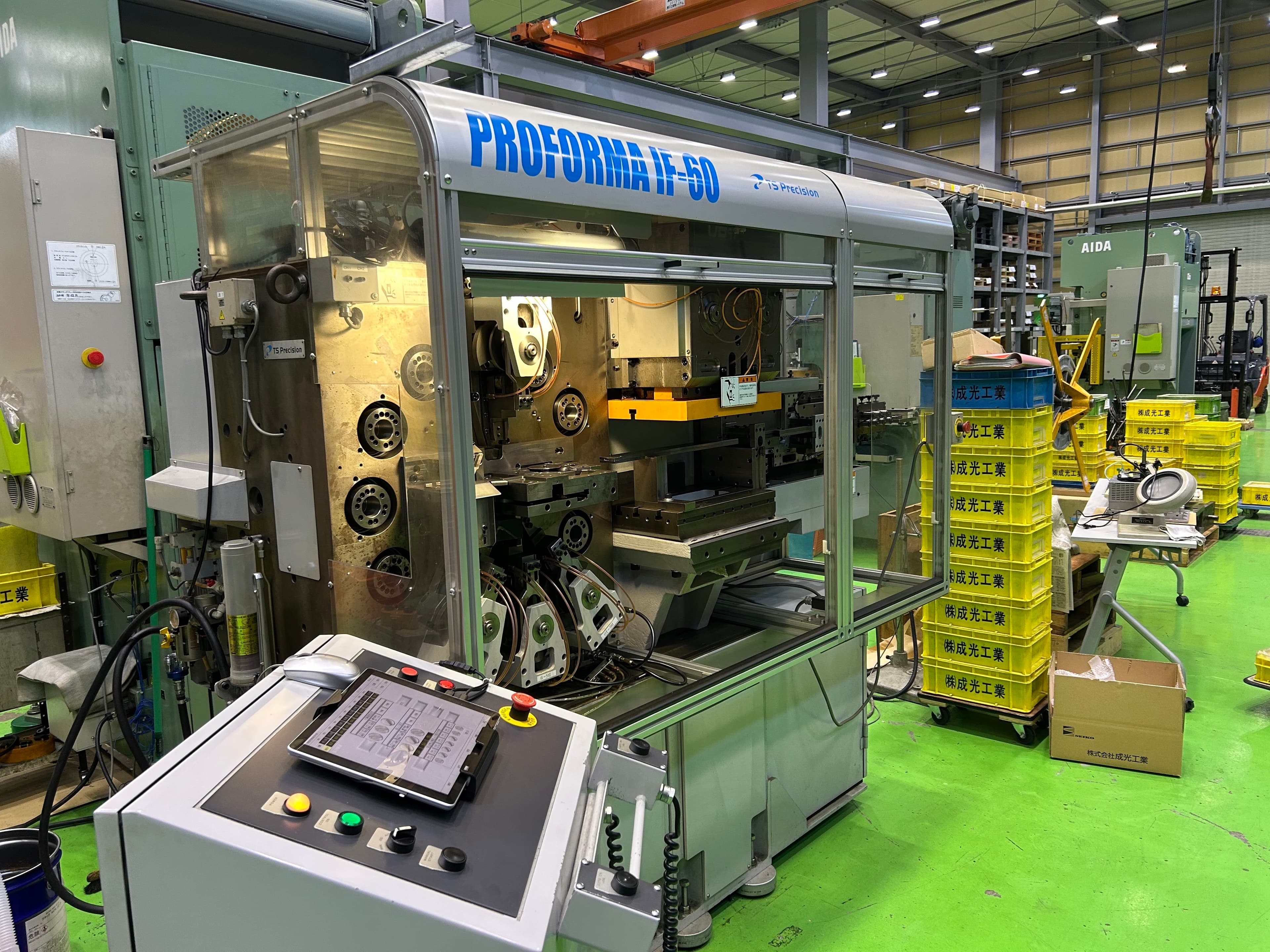 サーボフォーミング